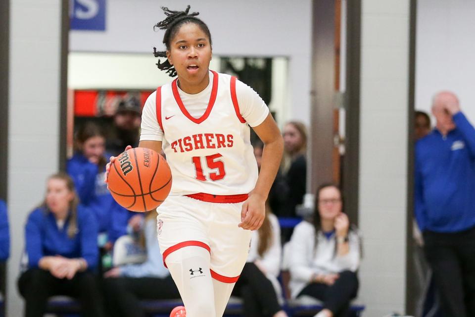 Fishers Talia Harris (15) brings the ball down court as Noblesville takes on Fishers High School in the S8 IHSAA Class 4A Girls Basketball State Semi-finals; Feb 2, 2024; Fishers, IN, USA; at Hamilton Southeastern High School.