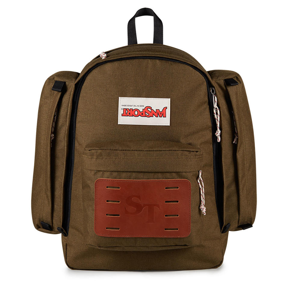 Stranger Things 4 x JanSport Field Pack Demorgon Hunter