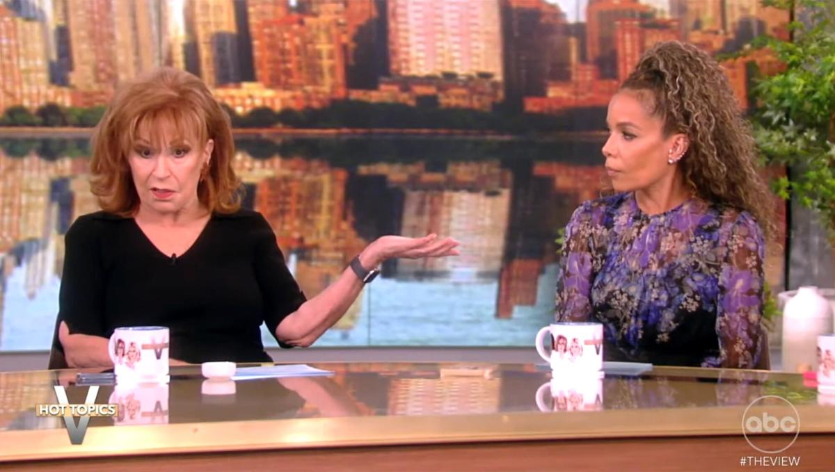 Audience Gasps After Joy Behar Says “the View” Cohost Sunny Hostin Fakes Orgasms 3807