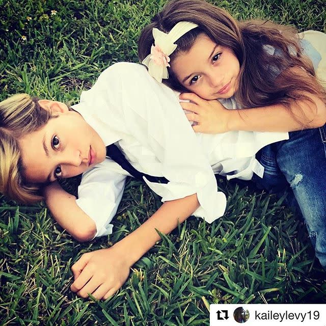 <p>Los hijos de William Levy posaron así, y las gracias les brotó por los poros/William Levy/Instagram </p>