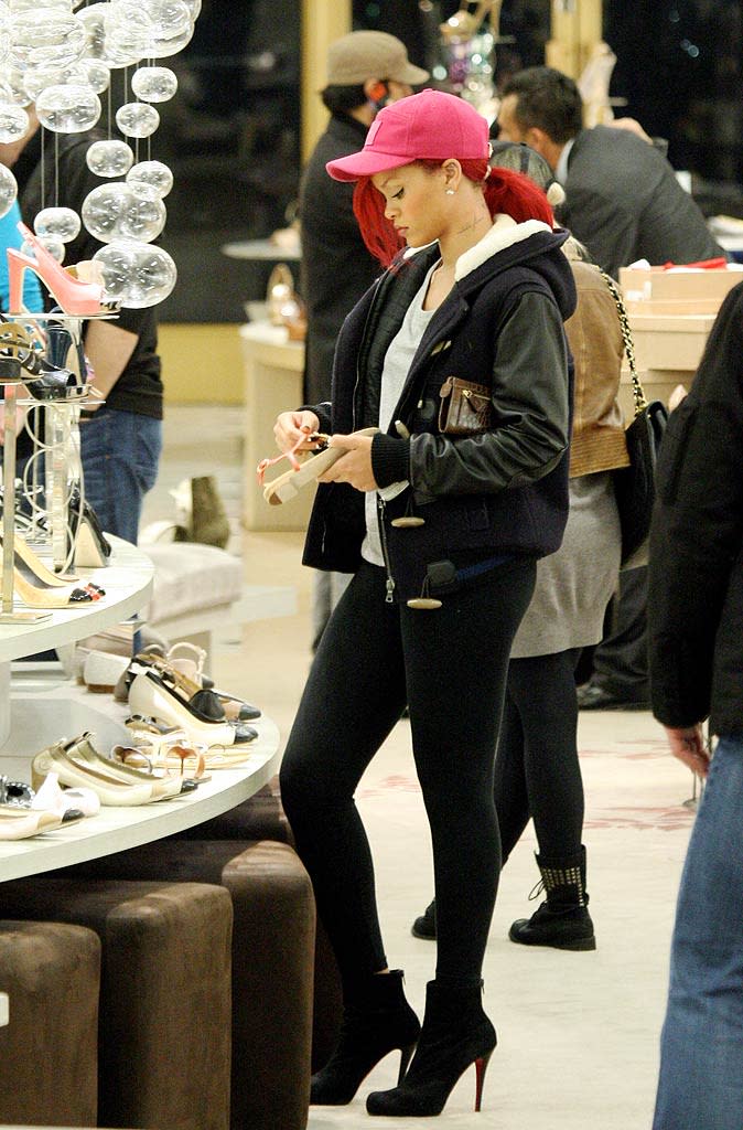 Rihanna Shopping