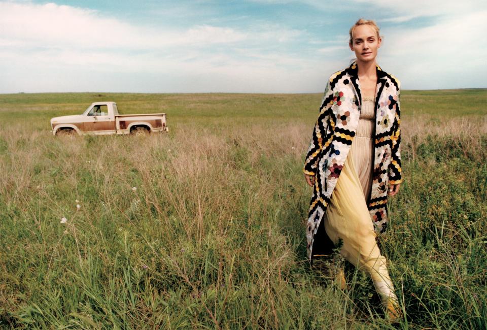“Home is where your heart is,” says Amber Valletta, reflecting on her hometown of Tulsa, Oklahoma, and summers and weekends spent on her grandparents’ farm outside the city. “Mine will forever be in a wide-open field with big, open skies.” Dior coat and dress ($4,800); select Dior boutiques. <em>Fashion Editor: Camilla Nickerson.</em>