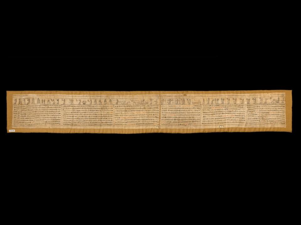 Mummy bandage of Aberuai from Saqqara, Egypt during the Ptolemaic period (Musée du Louvre, Dist. RMN-Grand Palais / Georges Poncet)