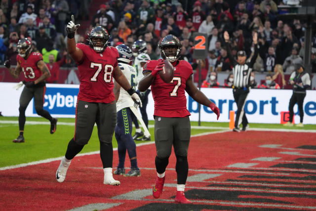 Brady, Bucs beat Seahawks 21-16 in historic Germany game