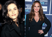 <p>Comme ses autres consoeurs, Leah Remini faisait aussi partie du casting pour jouer Monica… Mais la production n’a pas résisté au talent comique de Courteney Cox, parfaite dans le rôle de Monica, tout au long des 10 saisons de la série. Leah Remini a quand même fait une apparition dans la saison 1, en jouant une femme enceinte sur le point d’accoucher. </p>