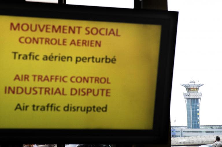 French air traffic control strike grounds 500 flights affecting thousands of passengers