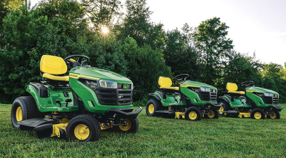 review John Deere Lawn Tractor