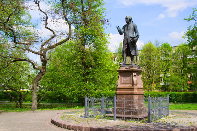 <span class="caption">A monument to philosopher Immanuel Kant in Kaliningrad, Russia.</span> <span class="attribution"><a class="link " href="https://www.shutterstock.com/image-photo/russia-kaliningrad-may-5-2015-monument-275890733?src=dnZg1FxD8qvWTQvbYWz66A-1-15" rel="nofollow noopener" target="_blank" data-ylk="slk:dugwy39/shutterstock;elm:context_link;itc:0;sec:content-canvas">dugwy39/shutterstock</a></span>