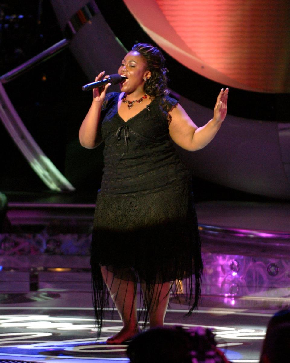 AMERICAN IDOL 5, contestant Mandisa (aka Mandisa Hundley), (Season 5, aired March 14, 2006), 2002-, photo: TM and Copyright © (Alamy Stock Photo)