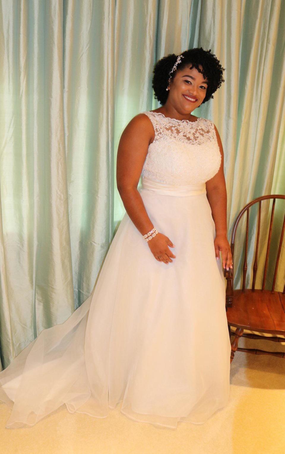 The happy and relieved bride. (Photo: Courtesy of Dulce Gonzalez)