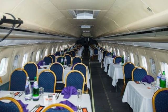 Curry house opens on Boeing 737