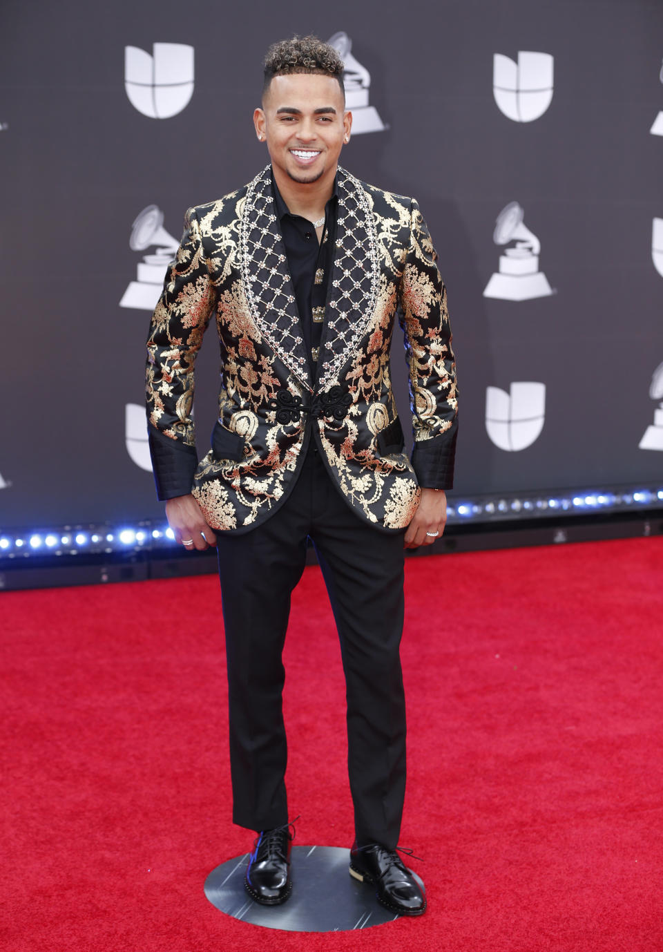 Ozuna llega a la 20a entrega anual del Latin Grammy el 14 de noviembre de 2019 en la Arena MGM Grand Garden en Las Vegas. (Foto Eric Jamison/Invision/AP)