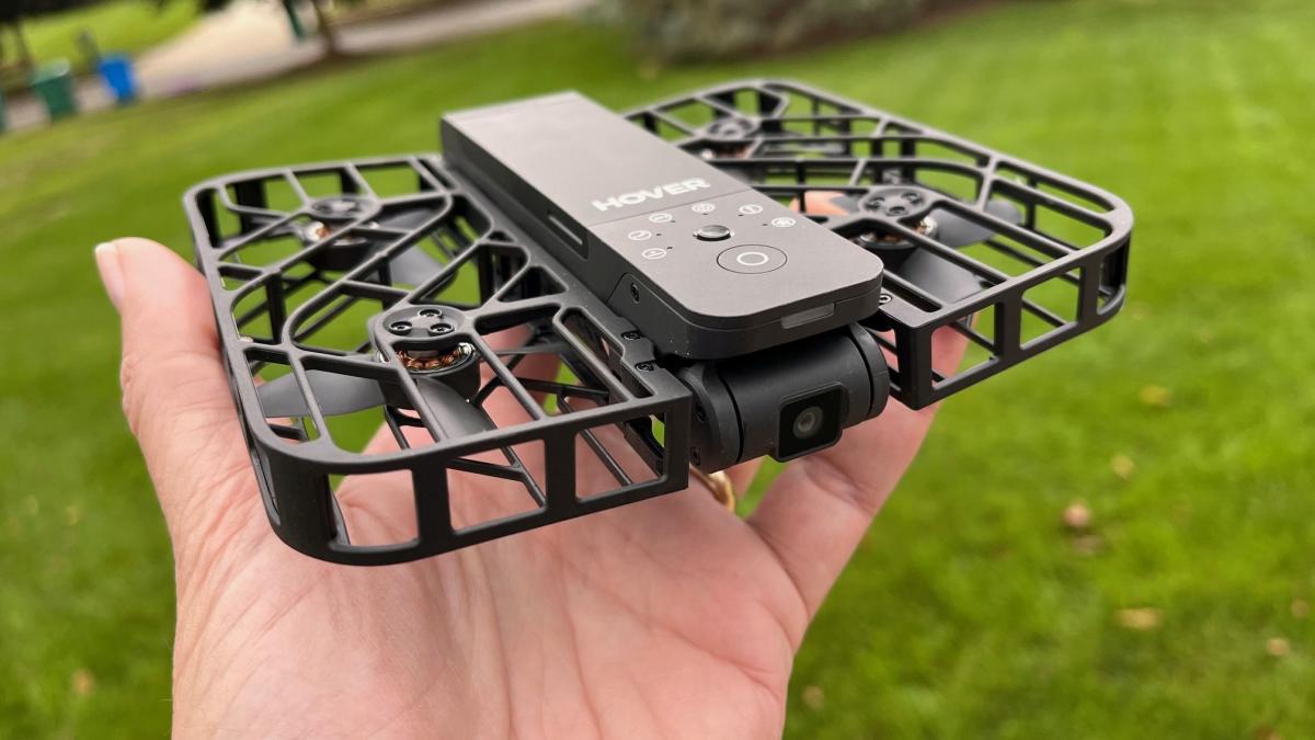 Hover Camera X1 HOVERAir X1 flying drone camera live Preview