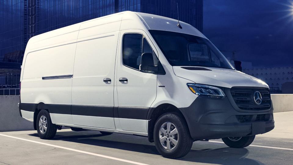 Mercedes eSprinter Arrives in US: 250-Mile Range, $74K Starting Price photo