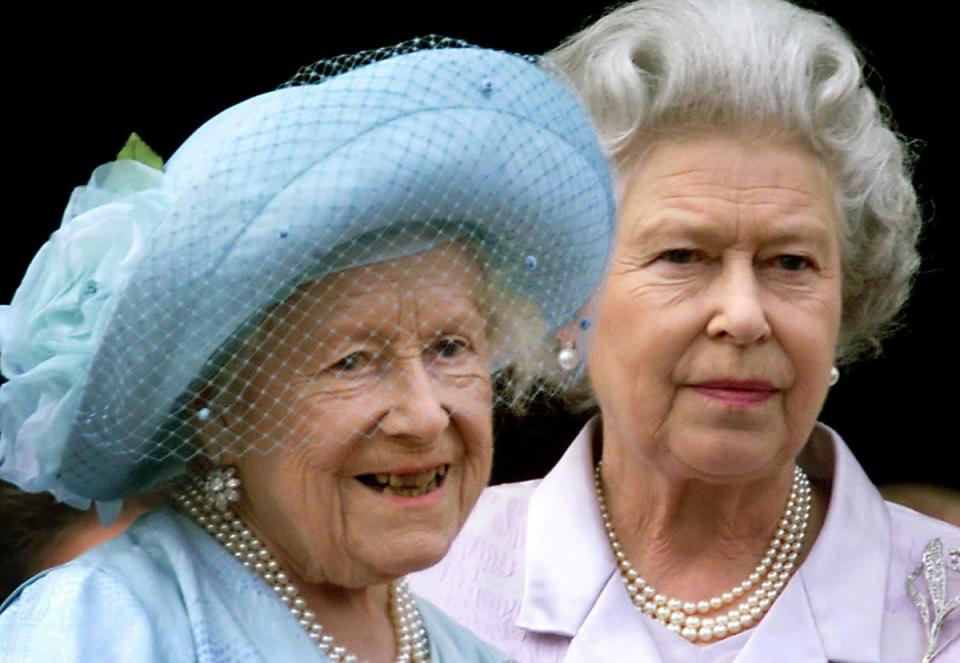 La reine mère est décédée le 30 mars 2002 (PA)