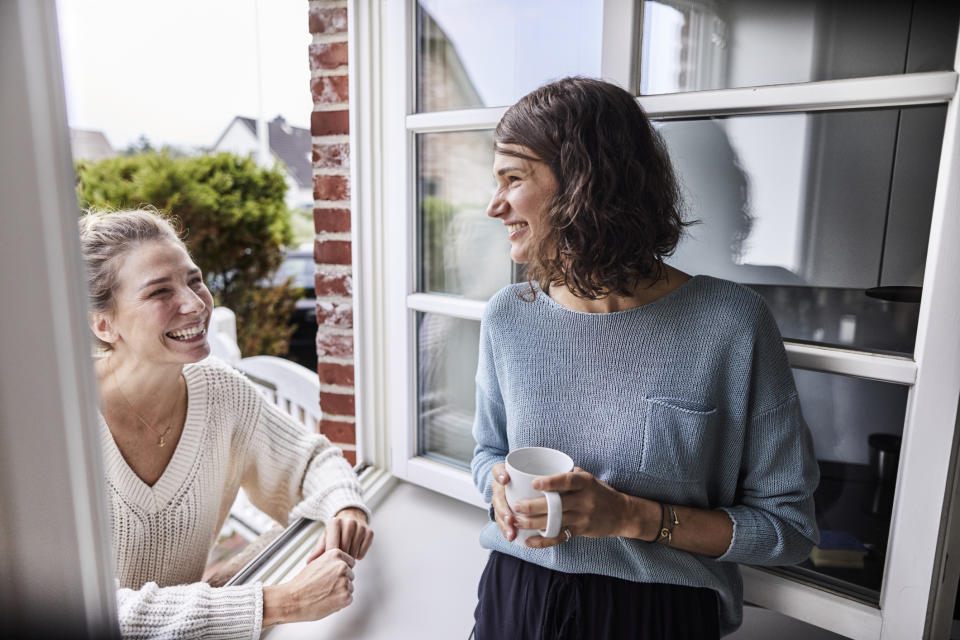 Zu Freundschaften gehört es natürlich auch, sich streiten zu können – aber das gemeinsame Lachen sollte doch überwiegen. (Bild: Getty Images)