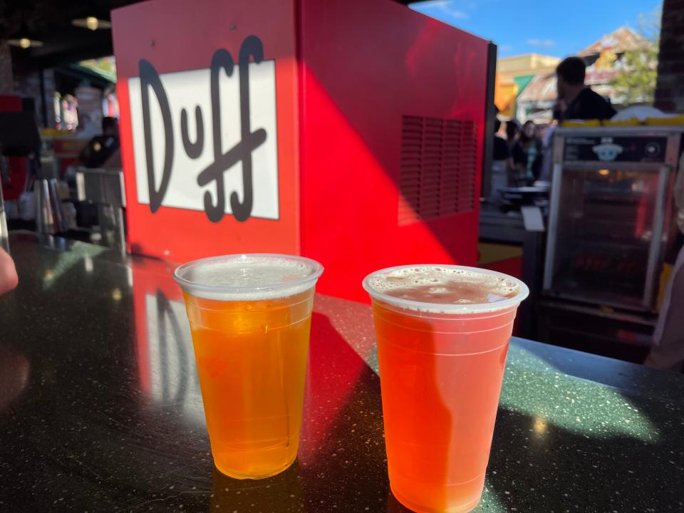 two glasses of duff beer at universal orlando