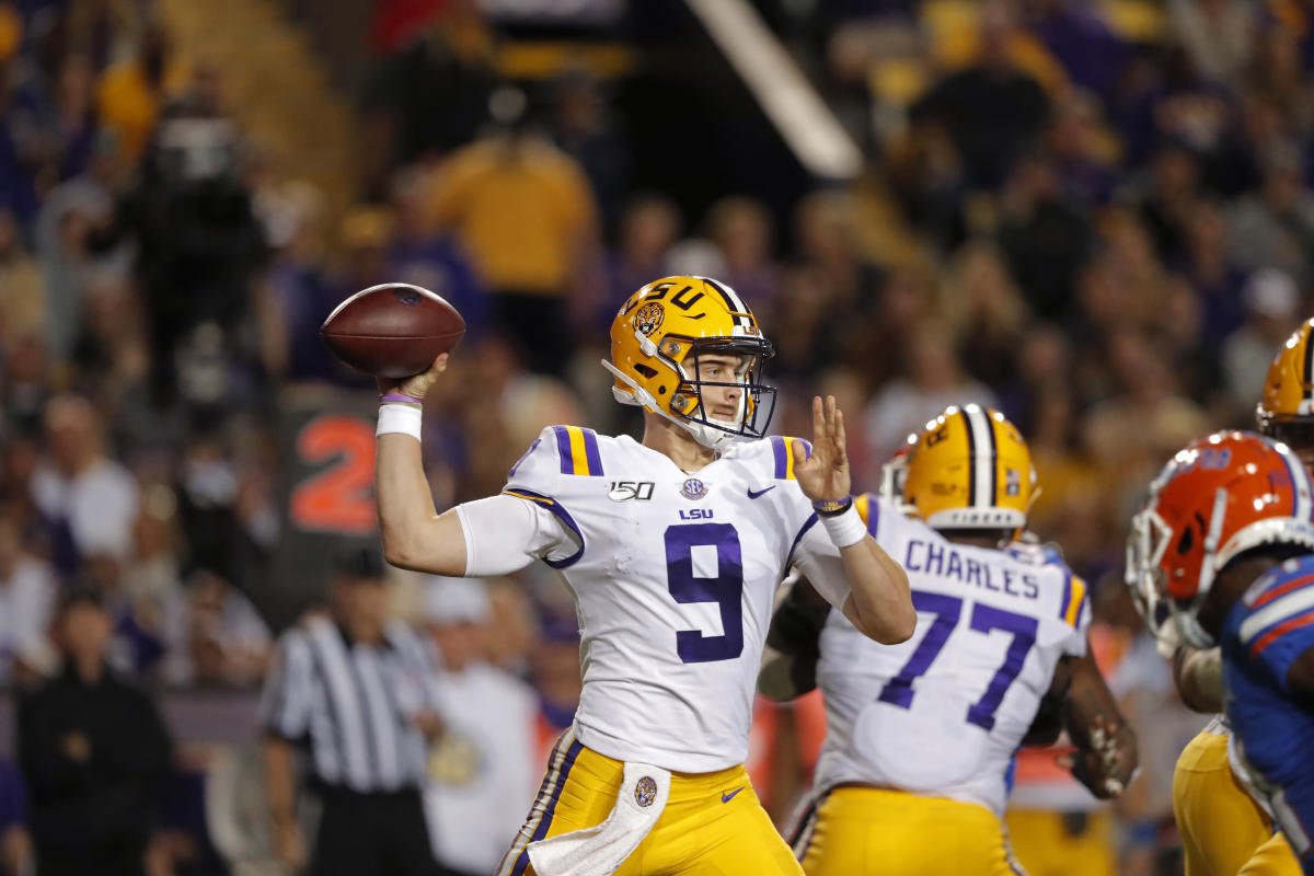 LSU football: Burrow throws for 300 in win; GameDay to be at LSU-Fla.