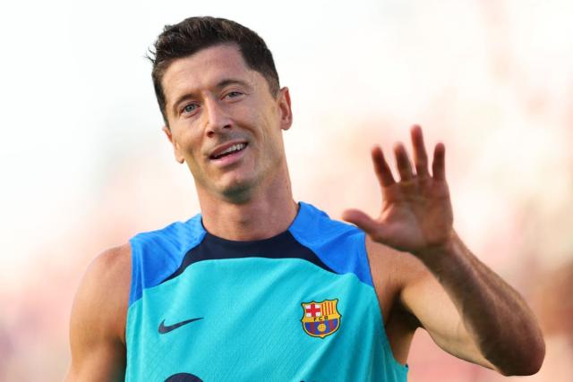 Robert Lewandowski unveiled to Barcelona fans following £42.5m