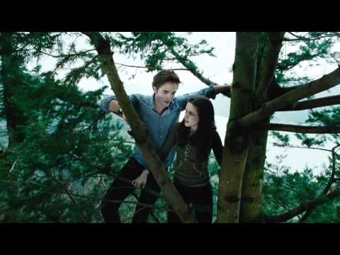 <p>It would take more than garlic, crucifixes, and evil forces to keep Bella Swan from her vampire beau in this fantasy film adaptation of Stephenie Meyer’s novel of the same name. This is the first movie in the blockbuster series that seamlessly blends teen romance and supernatural genres.</p><p><a class="link " href="https://go.redirectingat.com?id=74968X1596630&url=https%3A%2F%2Fwww.hulu.com%2Fmovie%2Ftwilight-0984bd81-c037-49b1-a42a-1cbe93a1a4e9&sref=https%3A%2F%2Fwww.redbookmag.com%2Fabout%2Fg34203794%2Fbest-romance-movies-on-hulu%2F" rel="nofollow noopener" target="_blank" data-ylk="slk:WATCH NOW;elm:context_link;itc:0;sec:content-canvas">WATCH NOW</a></p><p><a href="https://www.youtube.com/watch?v=QDRLSqm_WVg" rel="nofollow noopener" target="_blank" data-ylk="slk:See the original post on Youtube;elm:context_link;itc:0;sec:content-canvas" class="link ">See the original post on Youtube</a></p>