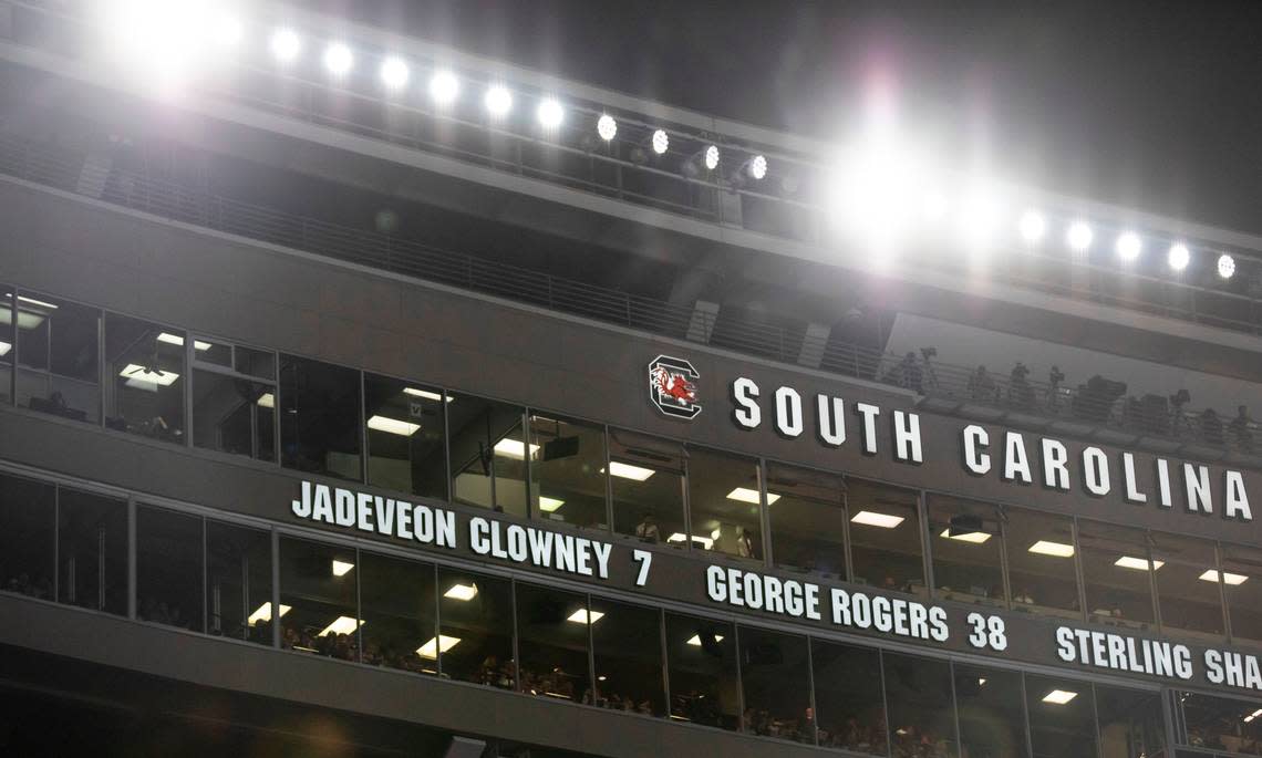 Former South Carolina player Jadeveon Clowney has his number retired at Williams-Brice Stadium in Columbia, SC on Saturday, Sept. 3, 2022.