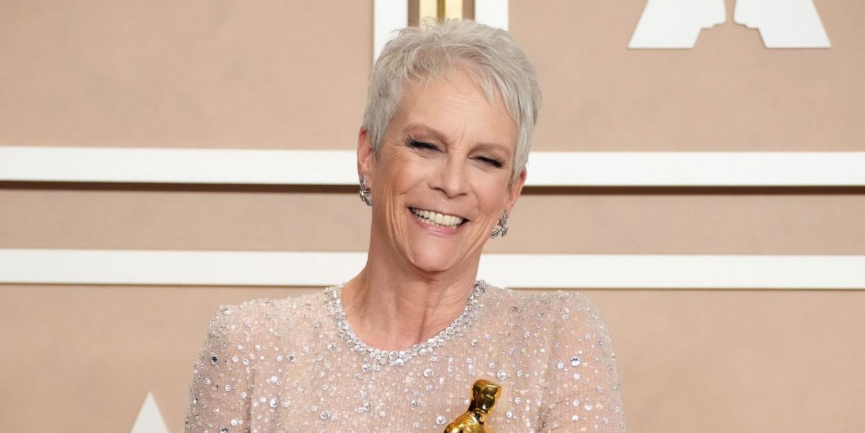 jamie lee curtis 95th annual academy awards press room