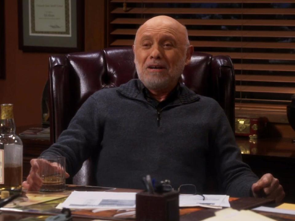 Hector Elizondo