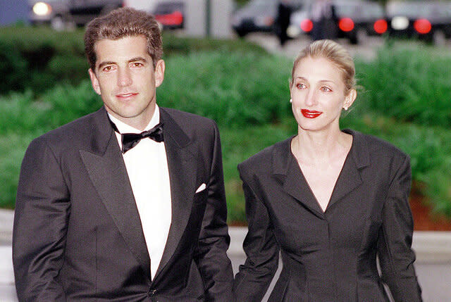 John F Kennedy Jr and Carolyn Bessette Kennedy