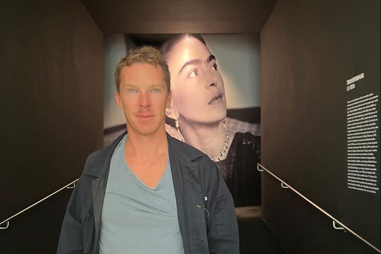 El actor Benedict Cumberbatch disfrutó de las obras del Malba antes de partir al sur argentino