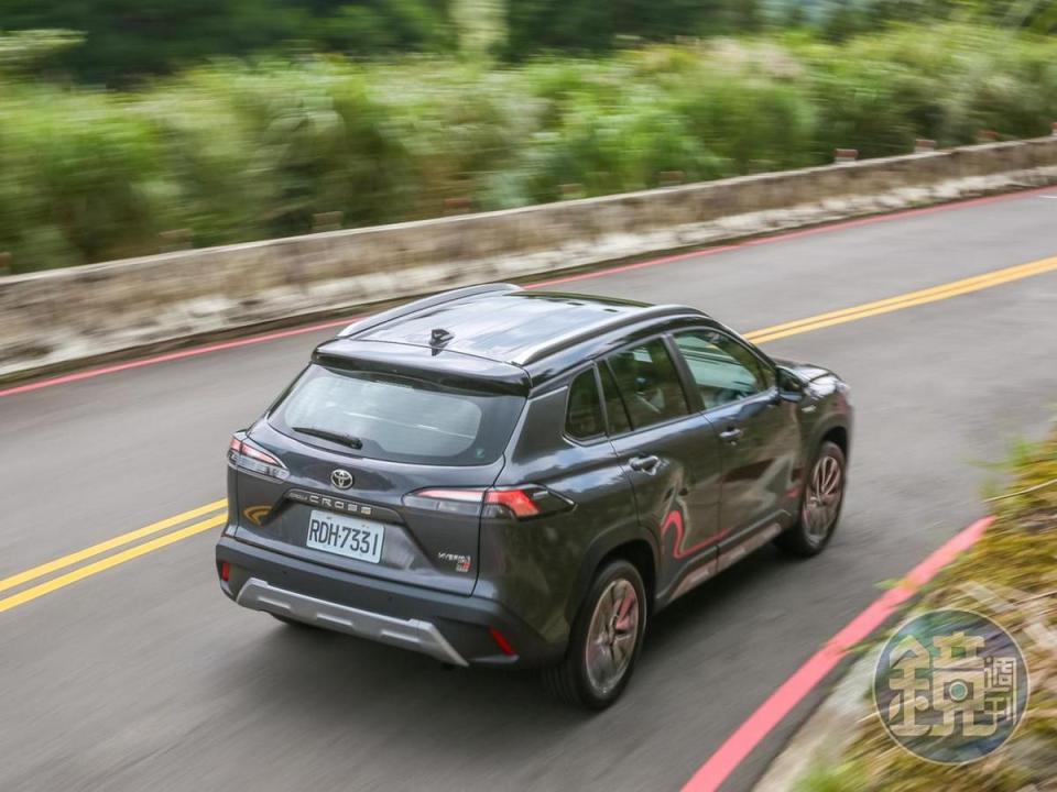 Corolla Cross Hybrid GR Spor除了造型更為剽悍外，底盤及懸吊亦經過相當的強化，幾乎可視之為一獨立車款！