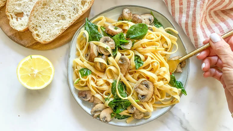 plate of mushroom pasta