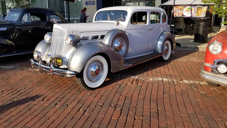 2023 back to the bricks car show flint michigan