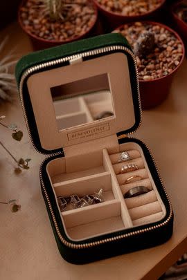 A small jewelry case with enough space for your daily wear items