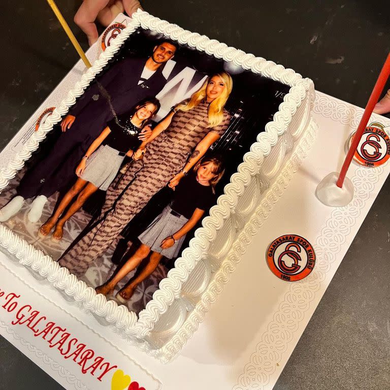 La torta que le regaló el Galatasaray a Mauro Icardi por su llegada al club
