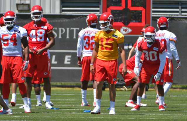 Chiefs' Jamaal Charles on field for mandatory minicamp