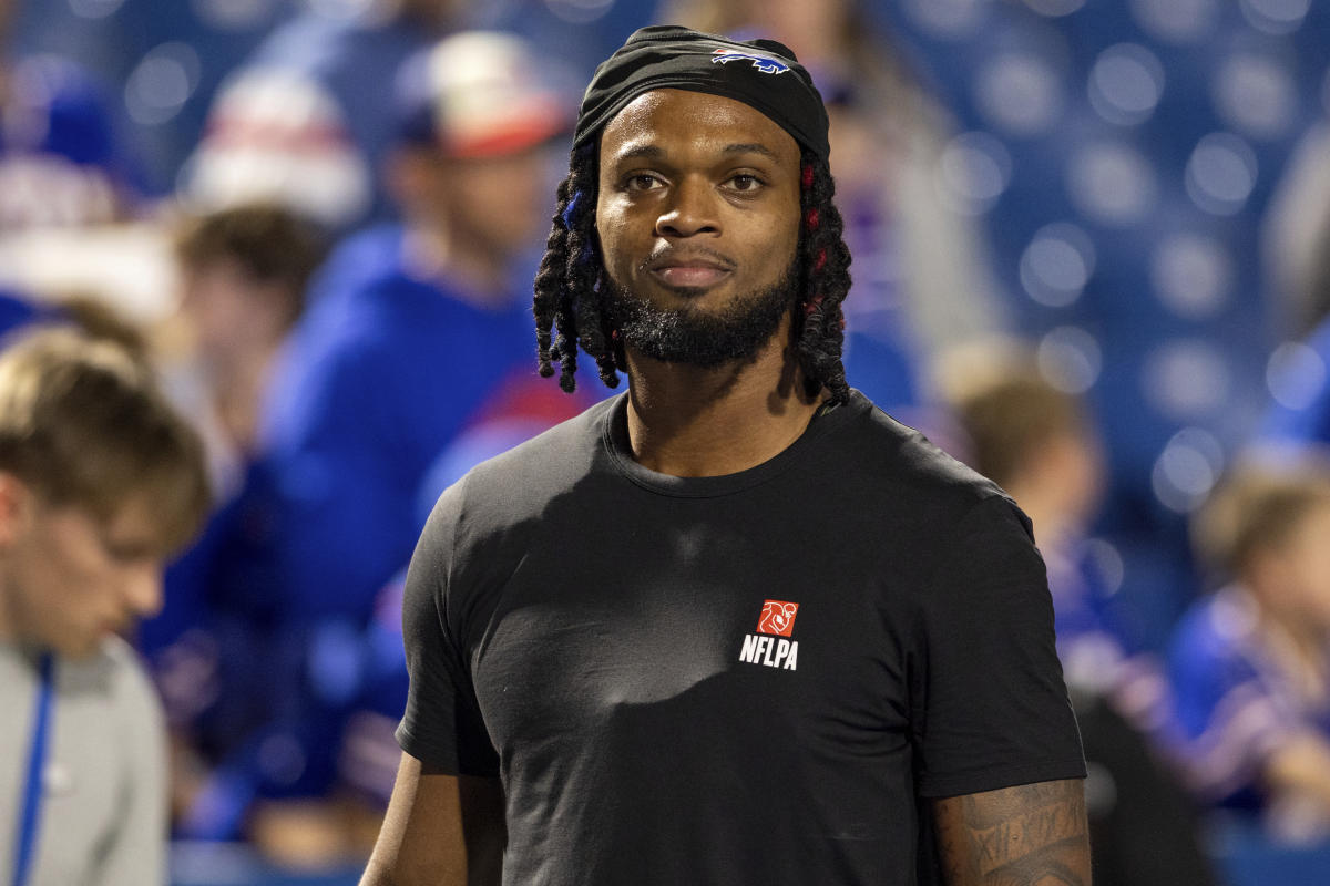 Return of Damar Hamlin, Bills to Cincinnati is many things — including a sobering reminder ‘the next play is coming’