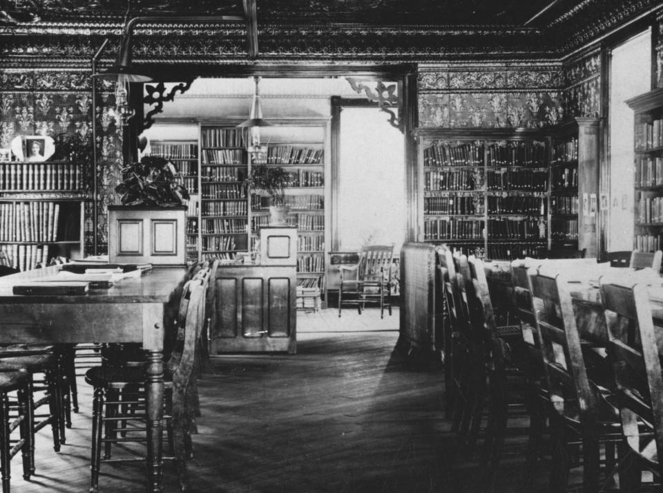 Interior view of Joseph Mann Library, 1902.