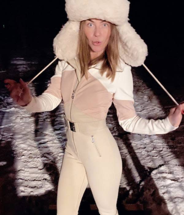 julianne-snow-suit