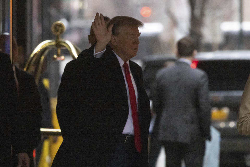 Former President Donald Trump leaves his apartment building, Friday, Jan 26, 2024, in New York. Closing arguments are to begin Friday in the defamation case against Trump a day after the former president left a New York courtroom fuming that he hadn't been given an opportunity to refute E. Jean Carroll's sexual abuse accusations. (AP Photo/Yuki Iwamura)