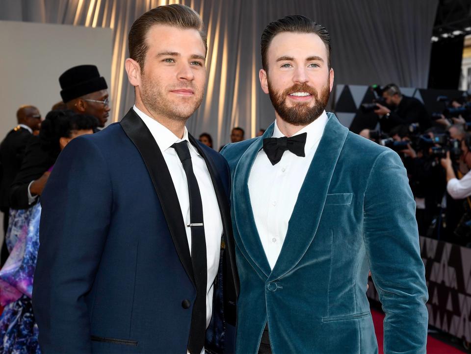 The star's 2019 Oscars date was his younger brother Scott, an actor most known for his role on <em>One Life to Live. </em>The guys have two sisters, too. 