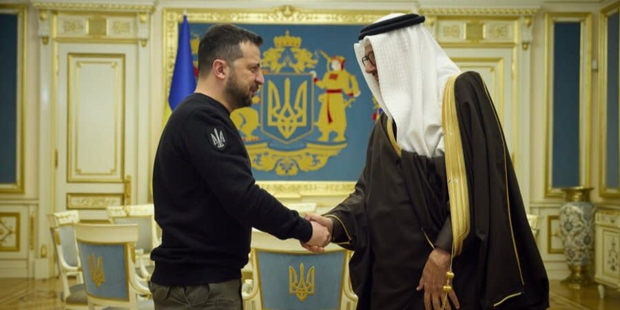 Bahraini foreign minister pays first visit ever to Ukraine