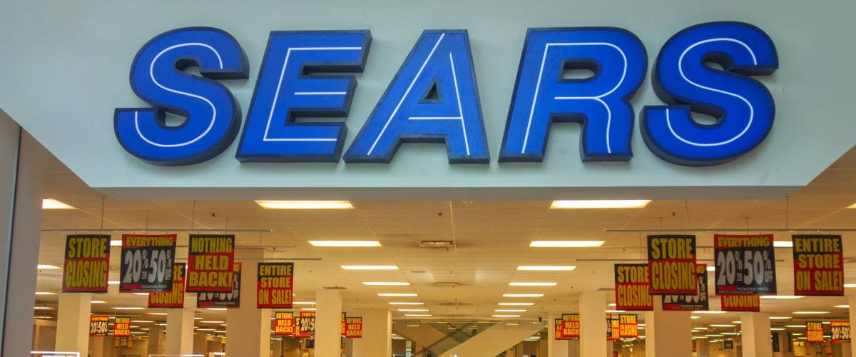 The Toronto Eaton Centre's store dedicated to the Blue Jays has permanently  closed