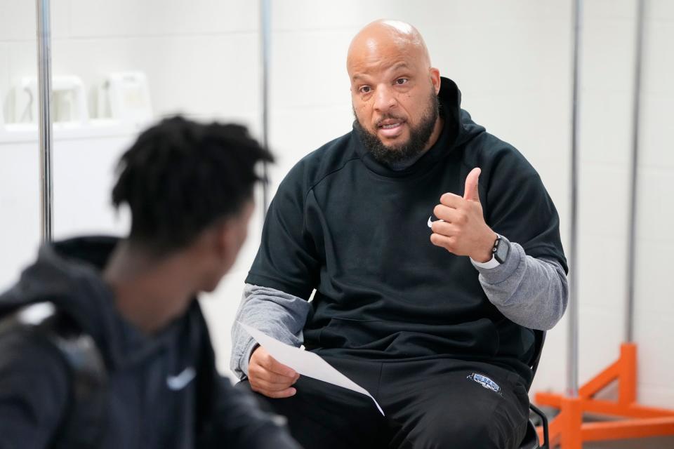 South High School boys basketball coach Ramon Spears will be coaching in a new division this winter after South was moved up to Division I by the Ohio High School Athletic Association.