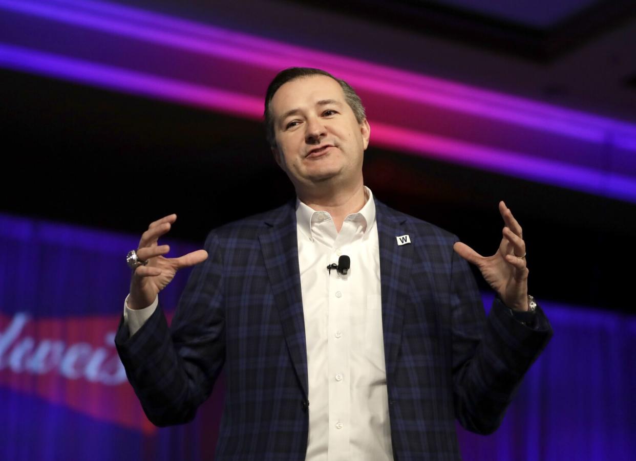 Chicago Cubs chairman Thomas S. Ricketts talks.