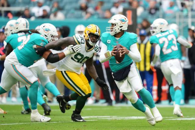 Projecting the Miami Dolphins' starting lineups after latest moves