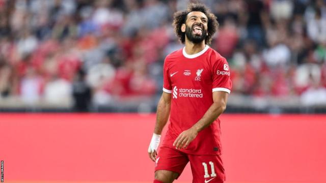 Mohamed Salah 'committed' to Liverpool amid Saudi Arabia transfer