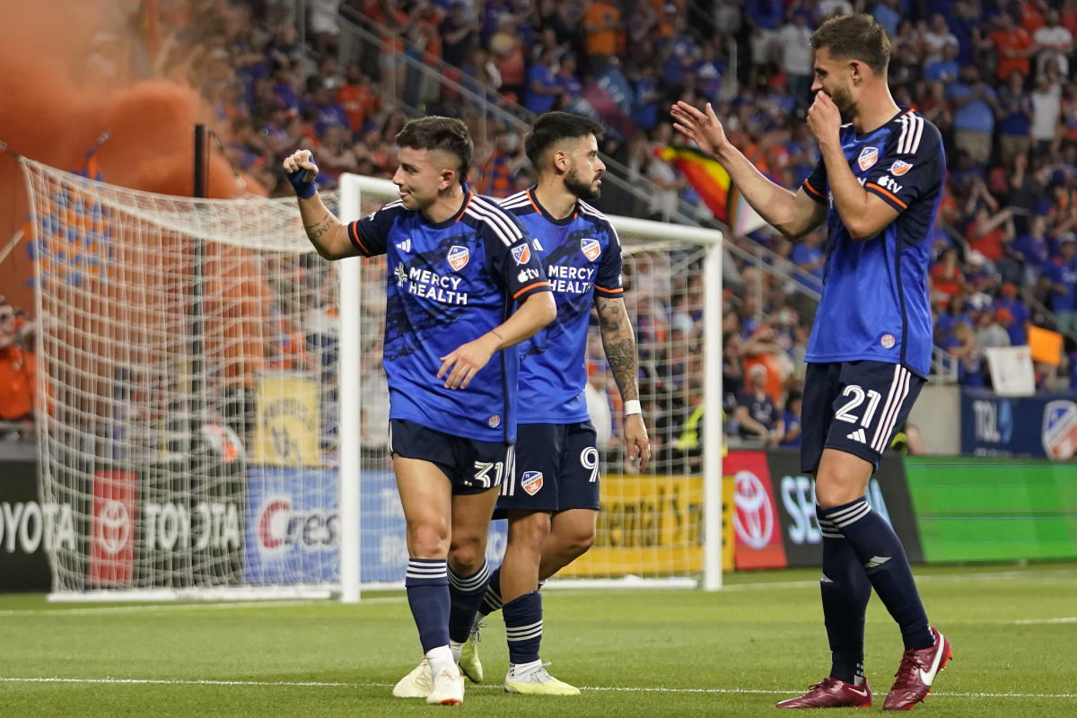 HOW TO WATCH, FC Cincinnati host Sporting Kansas City Sunday night