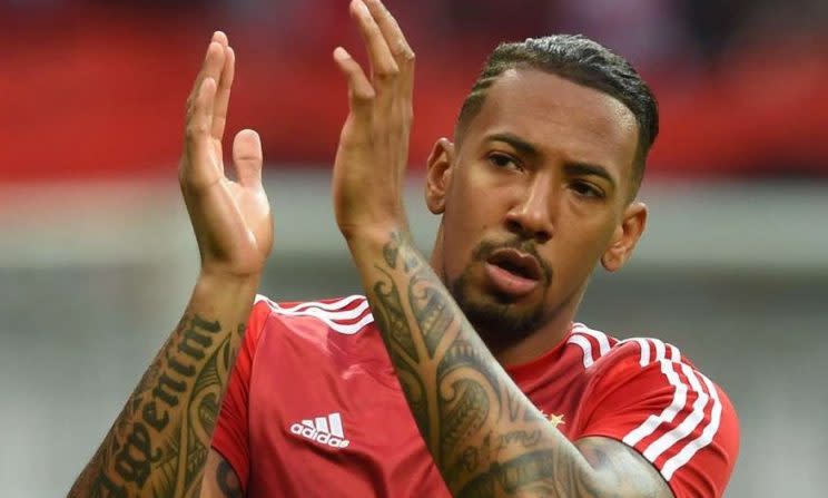 Jerome Boateng liegt mit Karl-Heinz Rummenigge im Clinch (Foto: AFP)