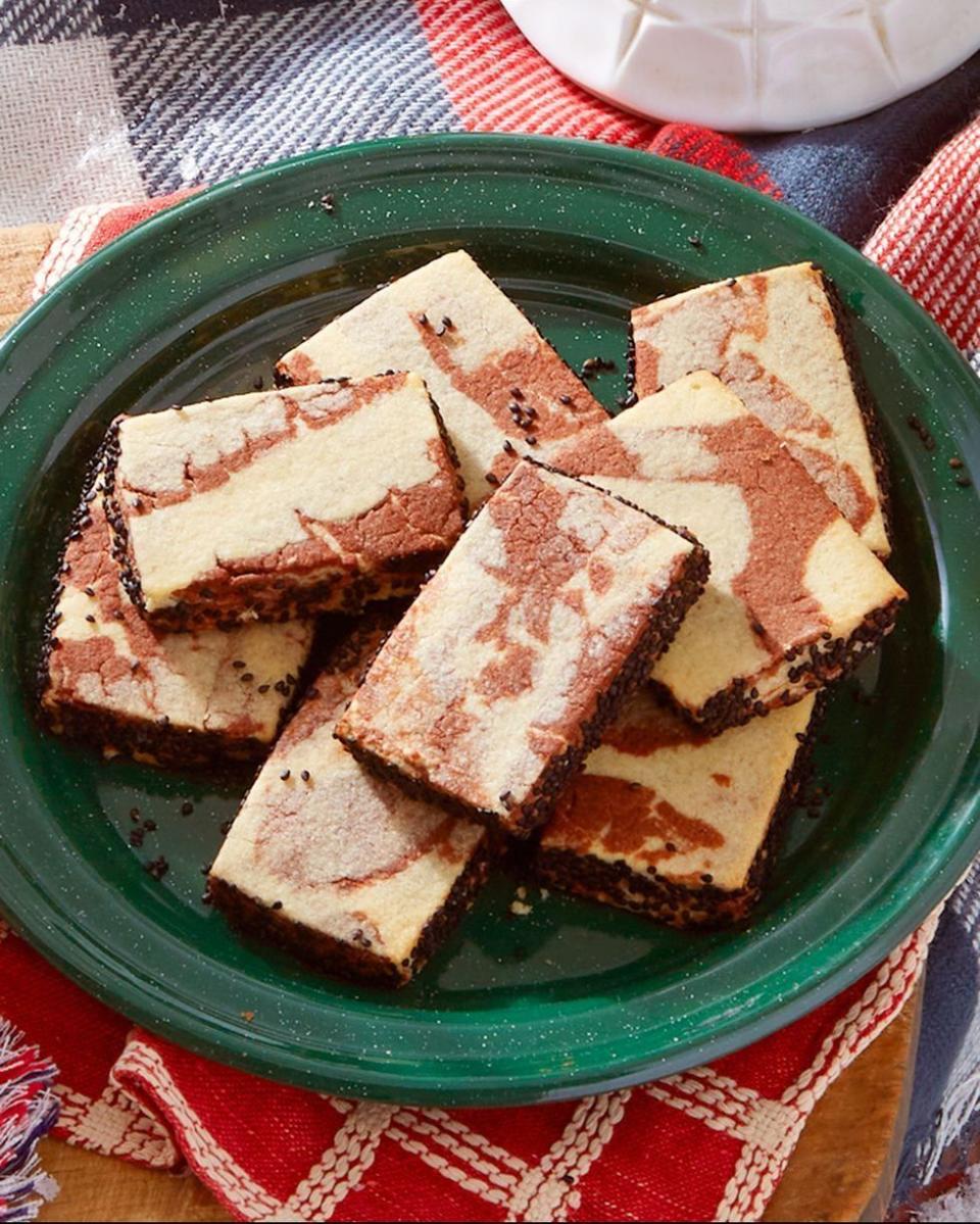 Marbled Tahini Shortbread Cookies