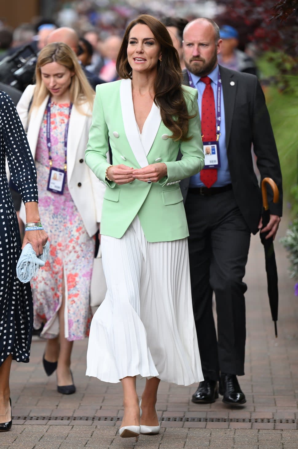 Kate Middleton makes stylish arrival at Wimbledon